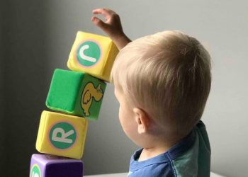 De Magie van Speelgoed: Plezier, Educatie en Verbeelding